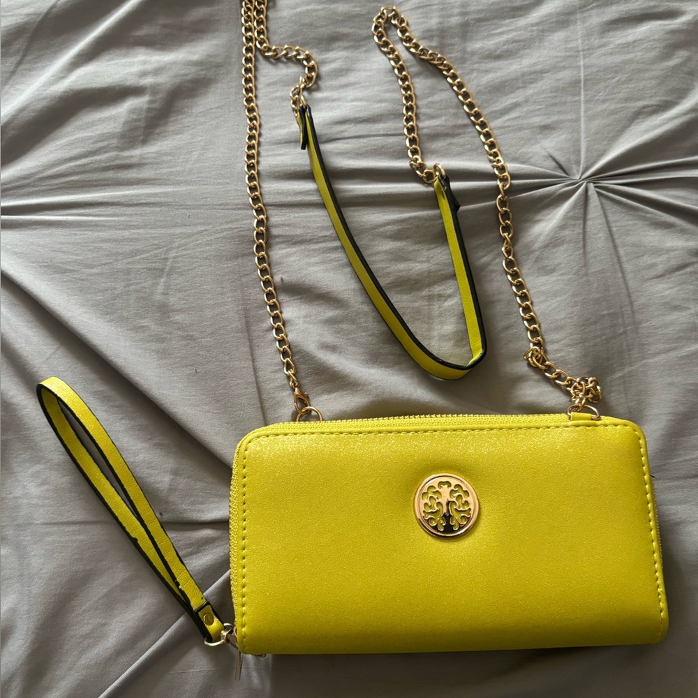 Yellow Crossbody Bag with Gold Chain